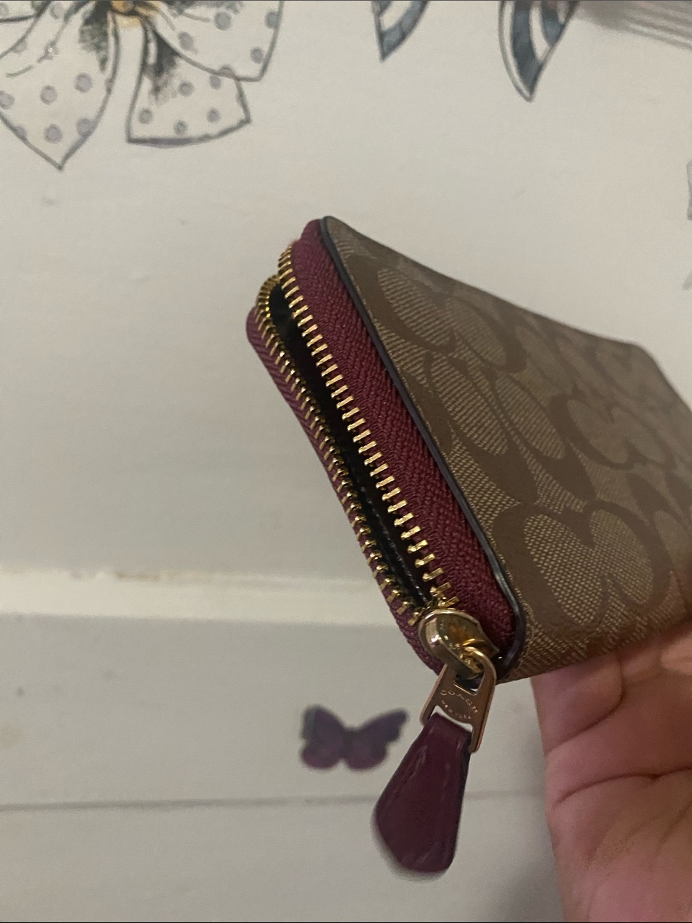 COACH Graffiti Logo Zip Wallet - Rainbow 🌈 Accent EUC 💙🩵 - Picture 4 of 7
